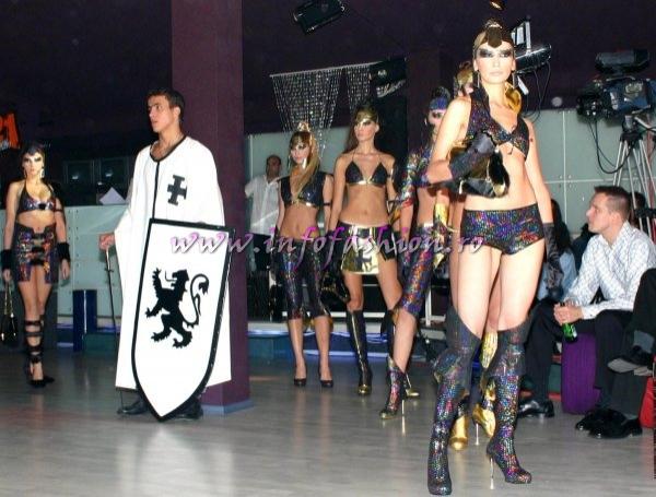 2004-Colectia Mihai Albu la Model of the World Romania (Club Bamboo) 