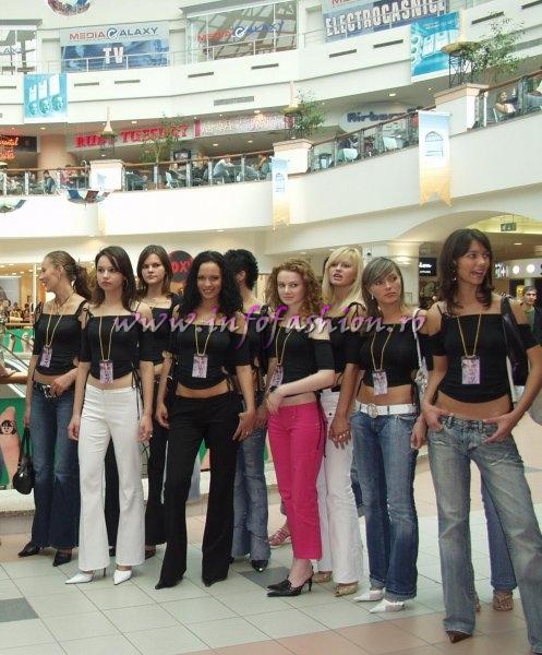 2004-Concurentele Model of the World Romania la Bucuresti Mall 