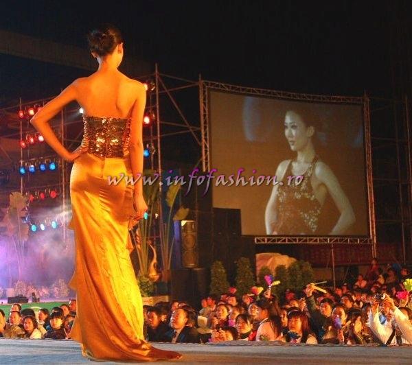 2007-Chinese Fashion Show at Top Model Of The World (Photo: Detlev Helmerich)