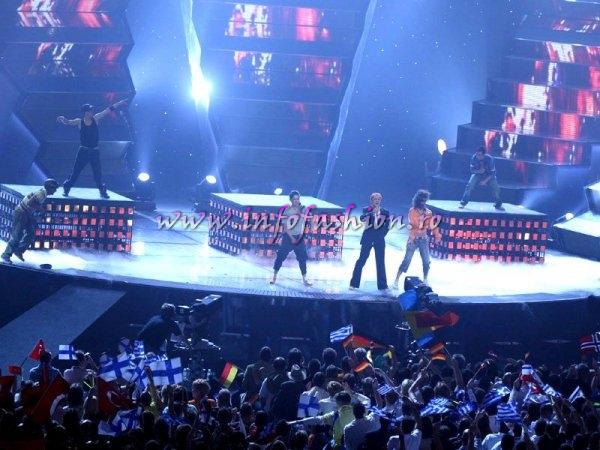 Who`sWho_TP Mihai Traistariu, invitat alaturi de DJ BOBO in GRECIA pe 28 Feb.2007, dupa Malta, Romania si Islanda, a 4-a tara unde sustine un recital la finala Eurovision