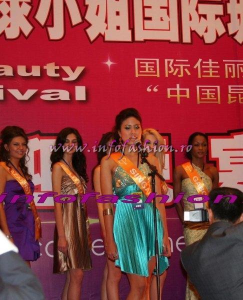 Singapore_2009 Lim Kim Suan Tania at China International Beauty & Model Festival