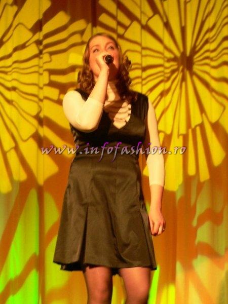 Simona Puscas in concertul spectacol `TINERE TALENTE` realizat de Margareta Paslaru, 29 Martie 2007 la `Tinerimea Romana`