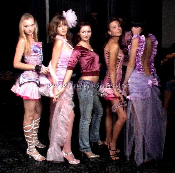 2006_FVPH Tineri Designeri Laura Martin, Oradea Colectia `Moulin Rouge` la Festival Valea Prahovei 