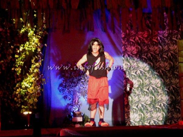 Teatrul de Revista `Majestic` (Baloo, Mowgli) cu spectacolul `Jungle Book la Miss Universitas 2008 