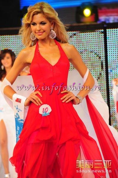 Canada_2010 Elena Semikina at 35th Miss Bikini International In Sanya 
