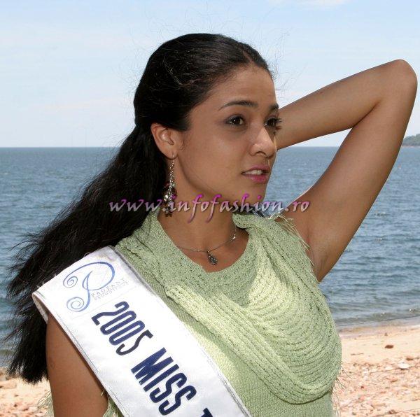 Malaysia at Miss Tourism World 2005 in Zimbabwe (Photo: Frank Thompson) 