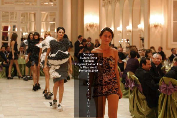 Tineri Designeri Suzana Buna Colectia `Origami Fashion Files` la Finala Miss World Romania 2010 Cazino Sinaia /Click mai sus pe View All Images