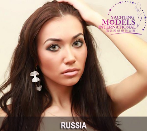 Russia_2011 Ilina Yulia at Miss Yacht Model International in China 