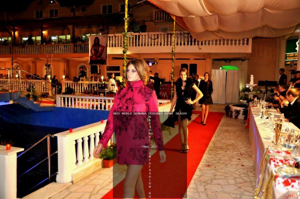 Fashion Designeri Ioana Silaghi Mantouri, Paltoane, Trenciuri, Toamna Iarna Miss World Romania 2011