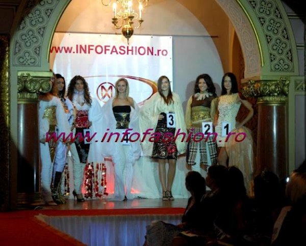 Platinum_2009 Ag Infofashion Miss World Romania Tineri designeri Cristina Breteanu la Castel Cantacuzino Busteni Costum National Romanesc Stilizat `DOR`