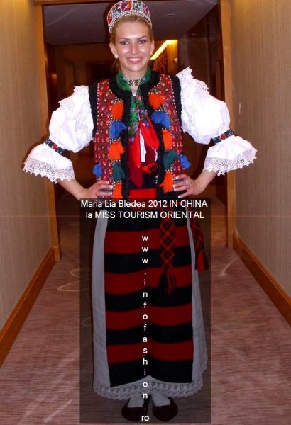 Romania- Maria Lia Bledea la Miss Tourism Oriental 2012 (in culise)